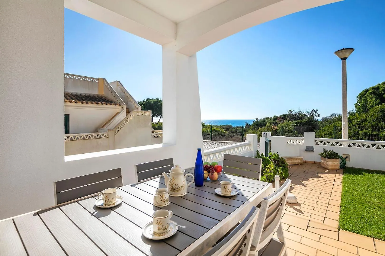 Casa Bobo Villa Lagoa  0*, Lagoa (Algarve) Portekiz